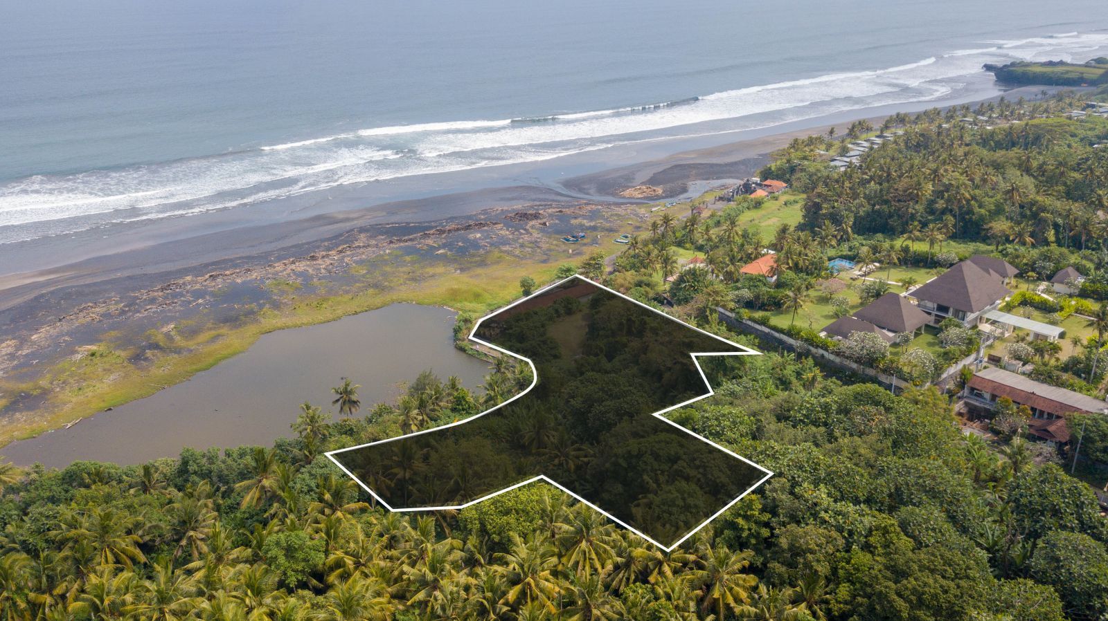 BEACHFRONT LAND NEAR ALILA SOORI